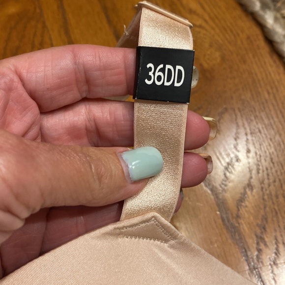 Paramour 2 pack. Beige underwire, lightly lined racerback & wine iridesc… - Picture 8 of 15